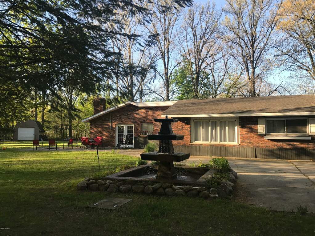 4030 S Riverview Drive Hesperia, MI 49421 MLS 19016204 properties