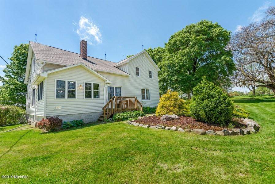 6834 Townhall Road Eau Claire, MI 49111 MLS 19022541 properties