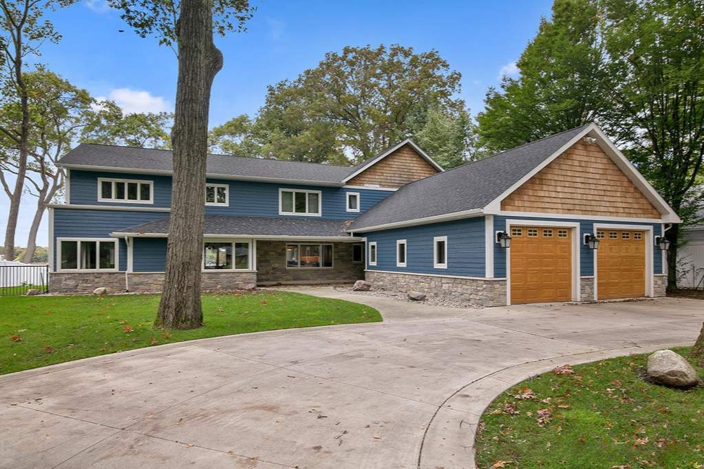 812 Oakmere Place North Muskegon, MI 49445 MLS 19024206 properties