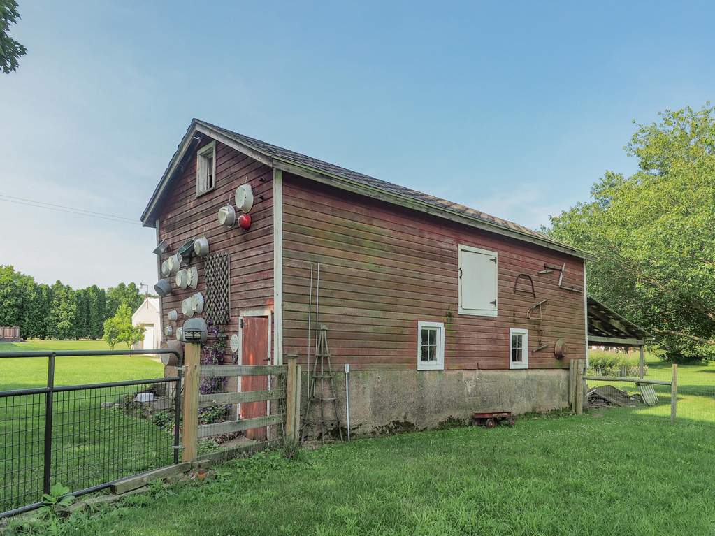 10497 4 Mile Road East Leroy, Michigan 49051 - 10497 4 Mile Rd-129