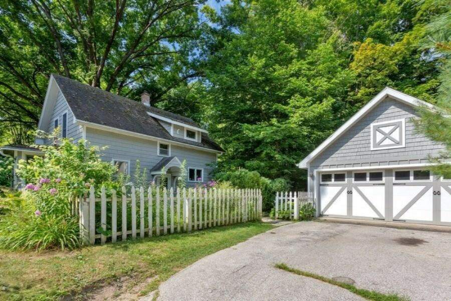 15248 Three Oaks Road Three Oaks, MI 49128 MLS 19038327 properties