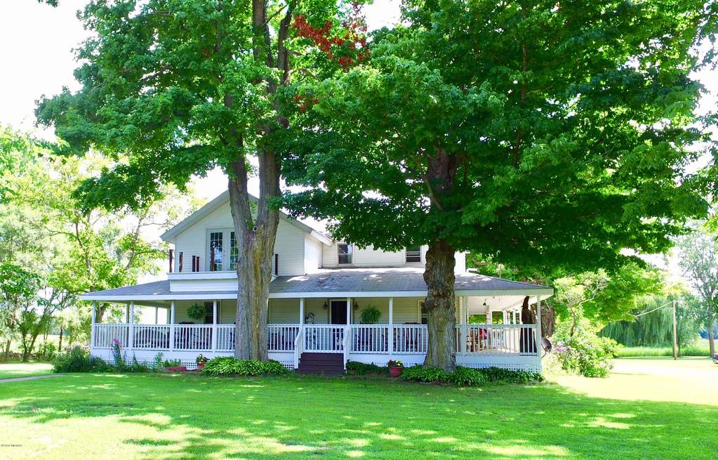 61139 66th Street Hartford, MI 49057 MLS 19038675 properties