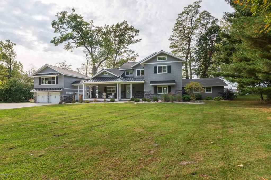 44076 Woodman Paw Paw, Michigan 49079 - Welcome Home