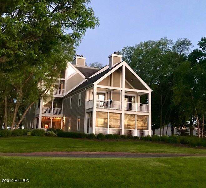 420 Oselka Drive #113 New Buffalo, Michigan 49117 - 01_420OselkaDr_Unit113_900006_LowRes