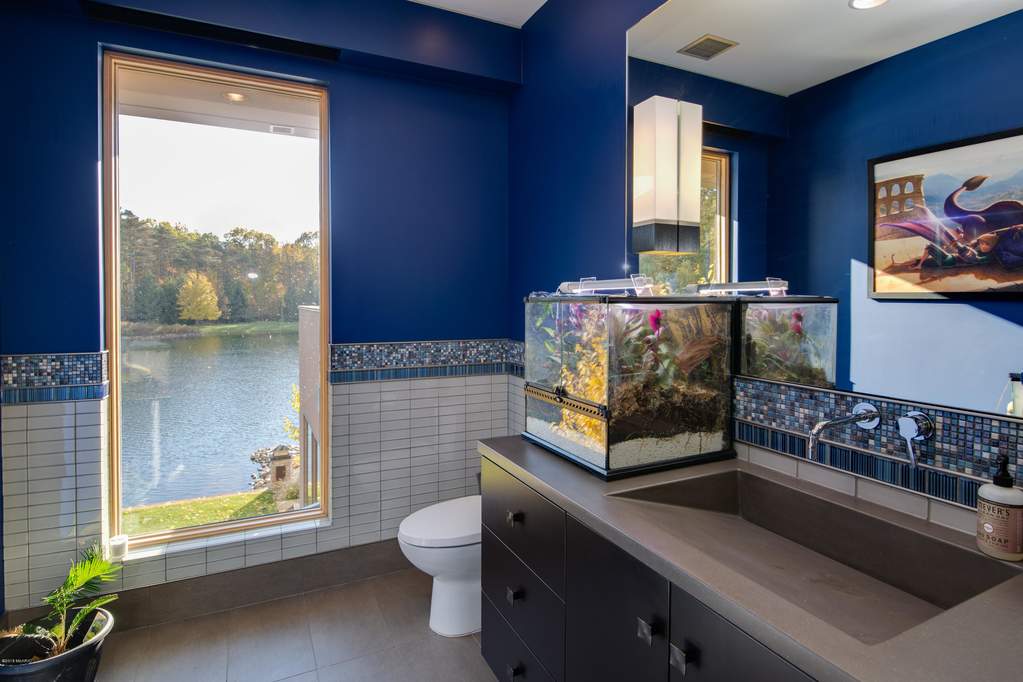 10463 W H Avenue Kalamazoo, Michigan 49009 - 10463_W_H_Ave-73