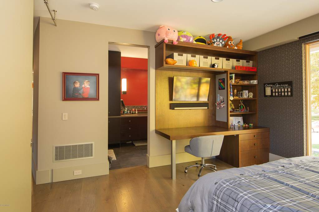 10463 W H Avenue Kalamazoo, Michigan 49009 - 10463_W_H_Ave-77