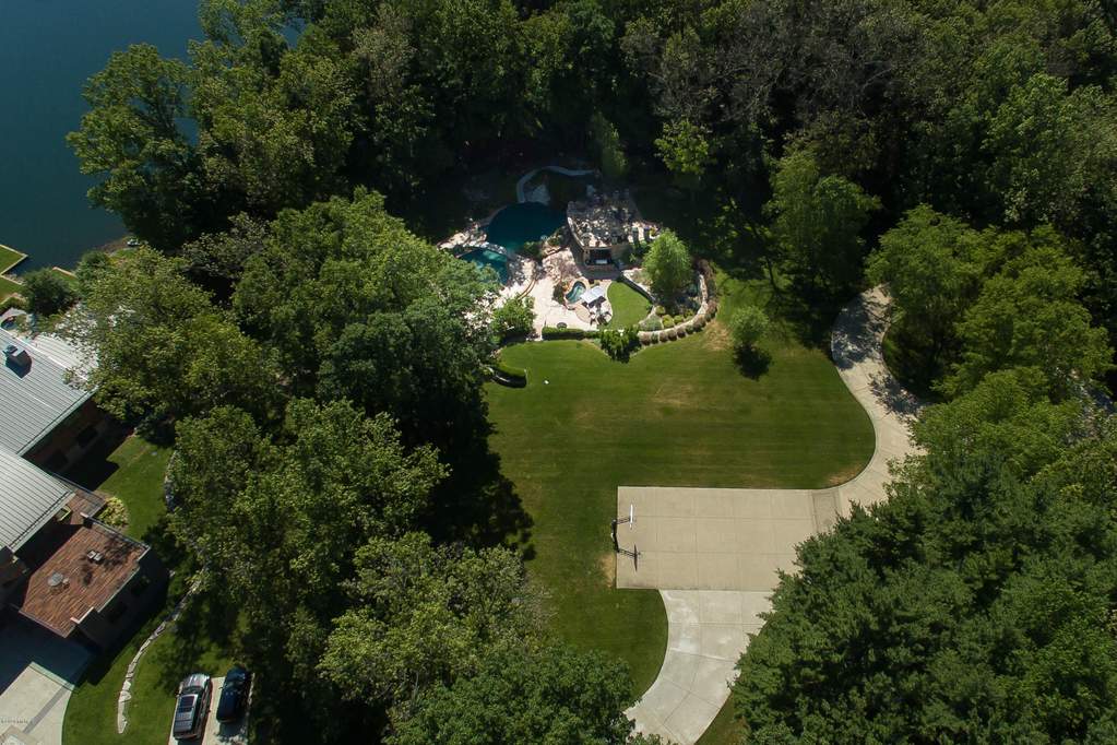 10463 W H Avenue Kalamazoo, Michigan 49009 - 10463_H_Ave_W_Ext_June20_05