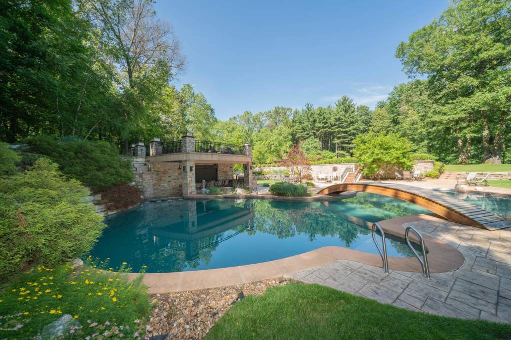 10463 W H Avenue Kalamazoo, Michigan 49009 - 10463_H_Ave_W_Ext_June20_24