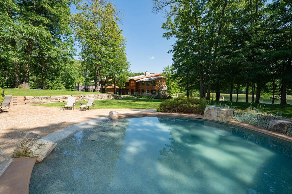 10463 W H Avenue Kalamazoo, Michigan 49009 - 10463_H_Ave_W_Ext_June20_29