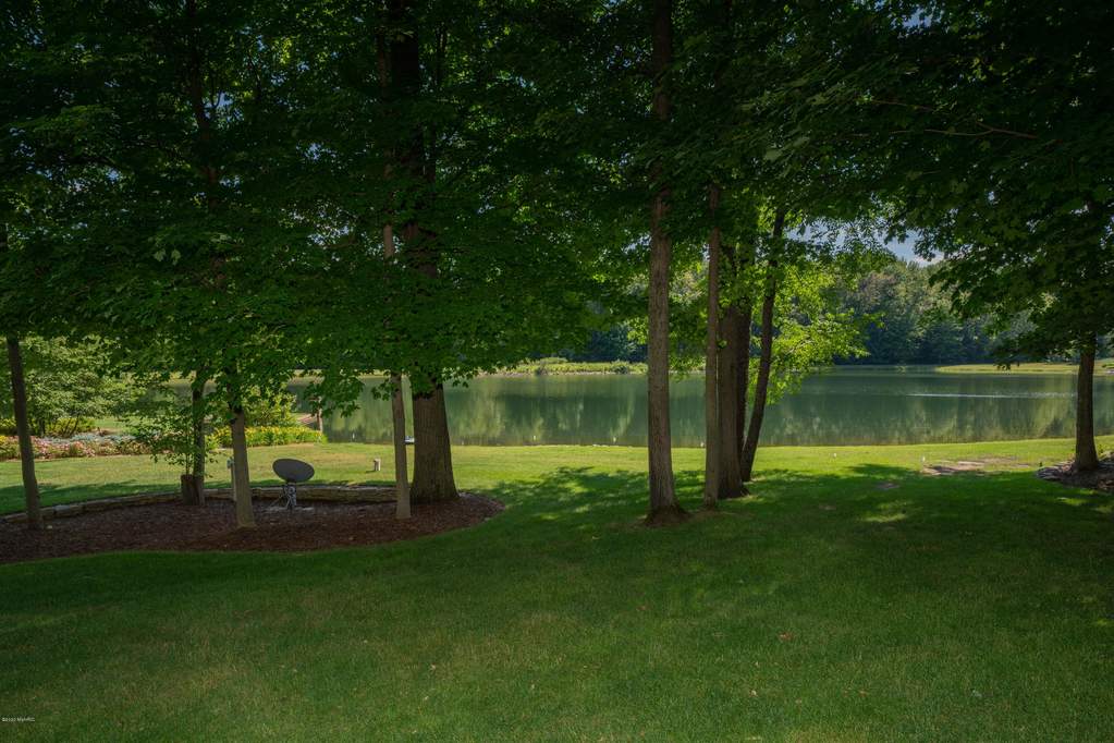 10463 W H Avenue Kalamazoo, Michigan 49009 - 10463_H_Ave_W_Ext_June20_31