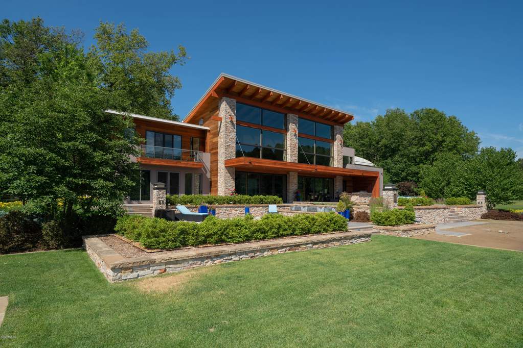 10463 W H Avenue Kalamazoo, Michigan 49009 - 10463_H_Ave_W_Ext_June20_40