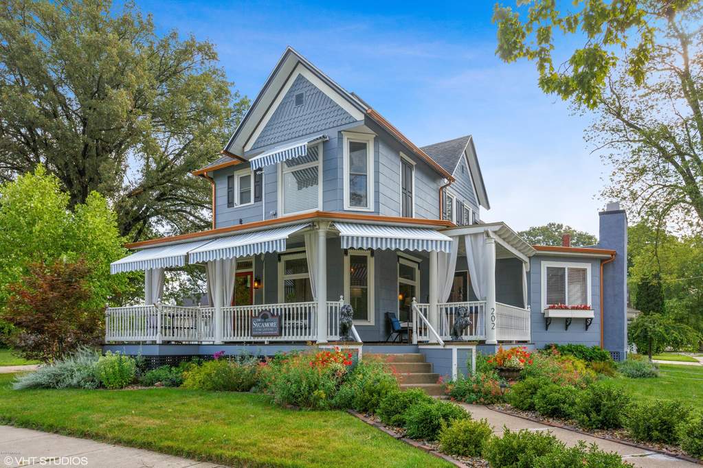202 N Elm Street Three Oaks, Michigan 49128 - The Sycamore Guest House