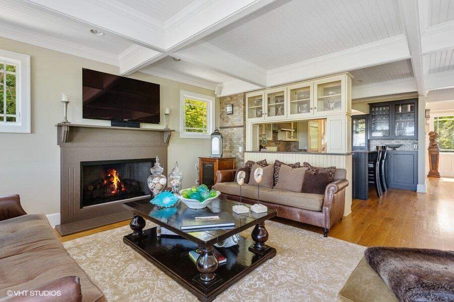4780 Berrien Path Stevensville, Michigan 49127 - Family Room