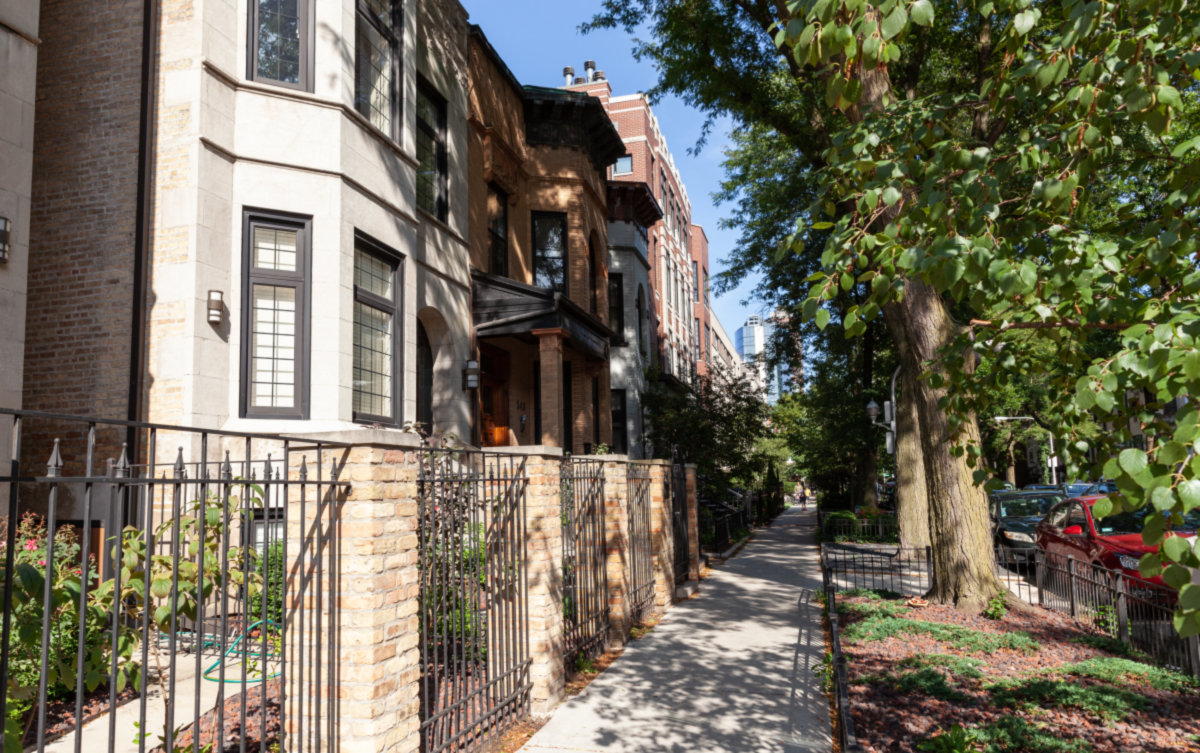 Lakeview -