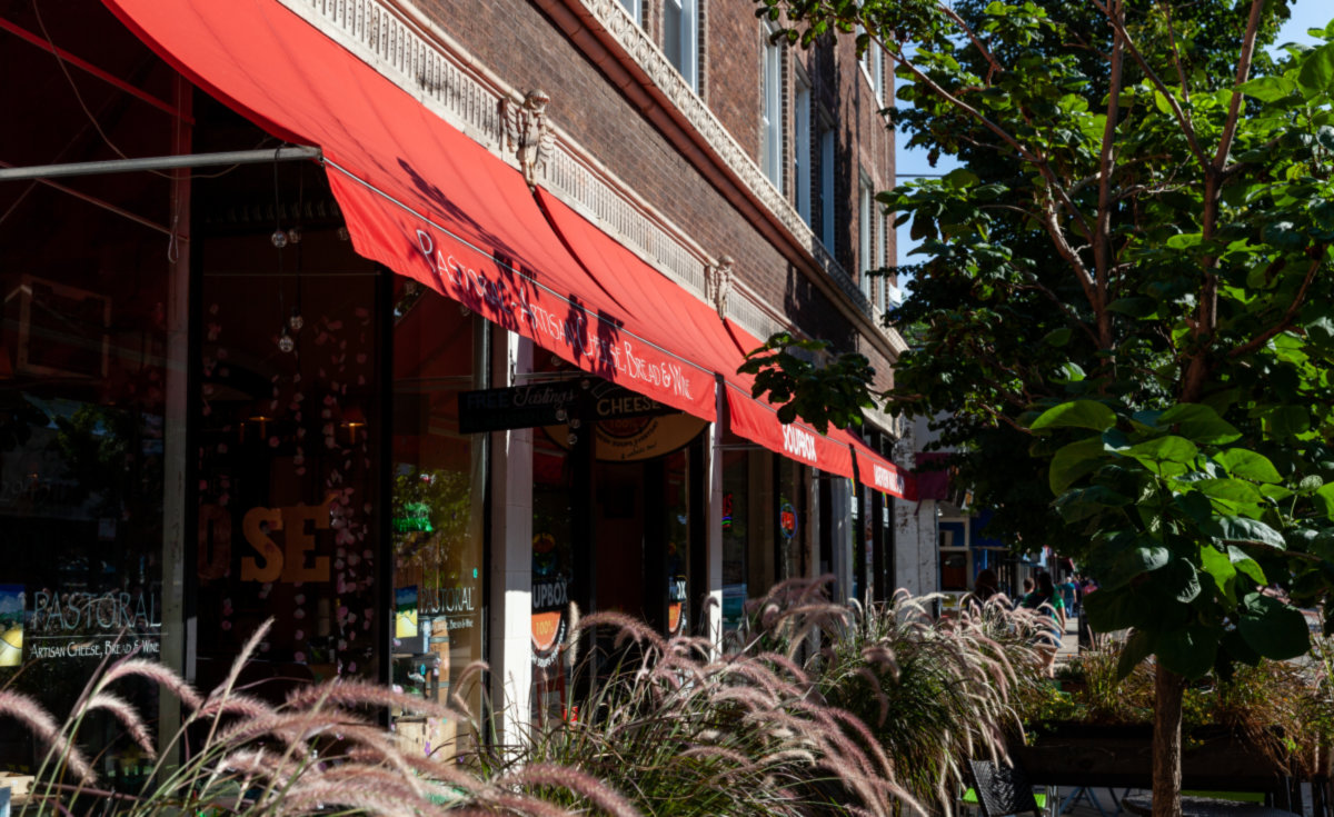 Lakeview -