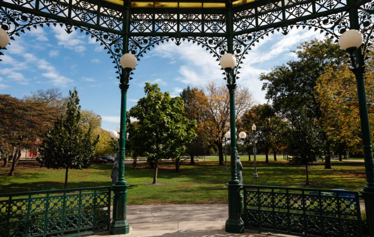 Ravenswood -