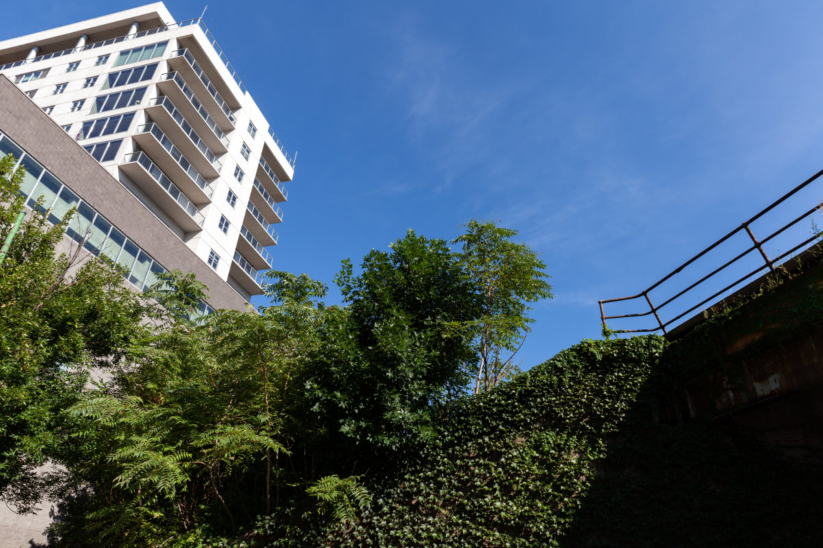 River West -